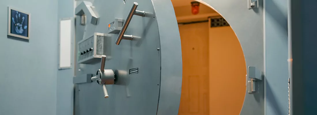 Vault and Safe locksmith services in North york, ON